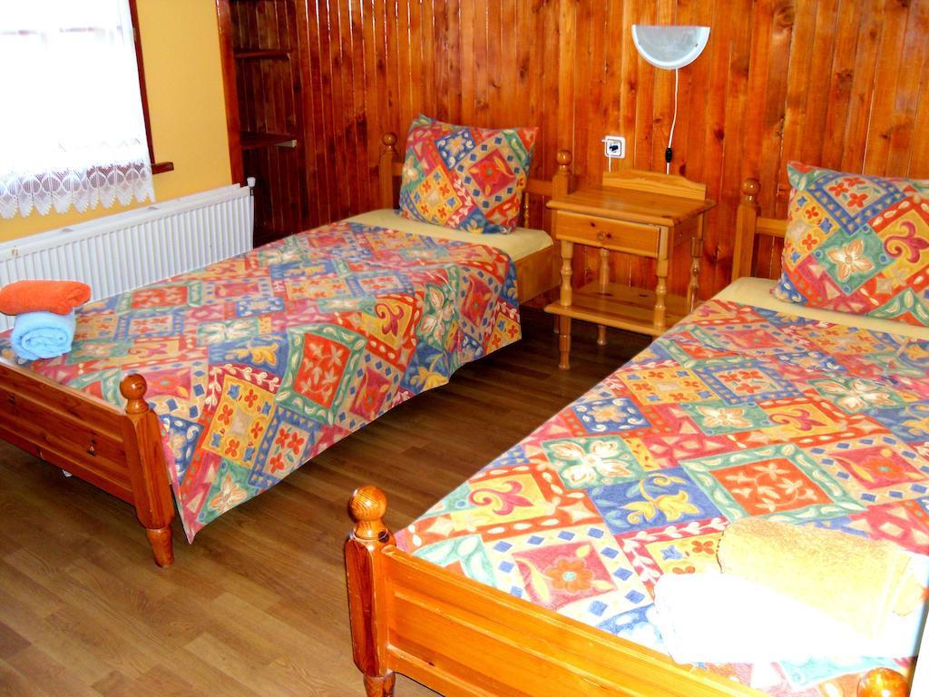 Veselata Guest House Dolna Banya Quarto foto